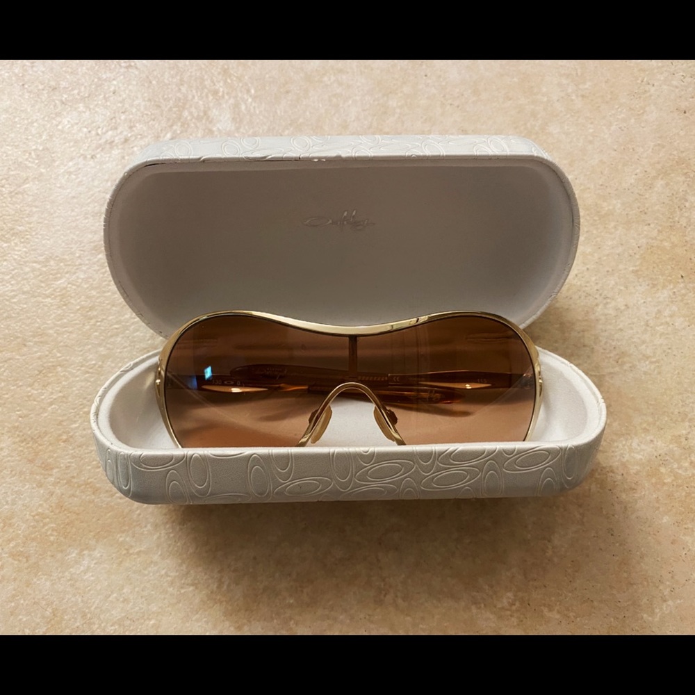 Oakley Deception Sunglasses
